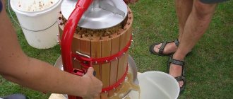 Extracting juice using a garden press