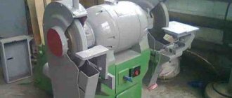Grinding and grinding machine